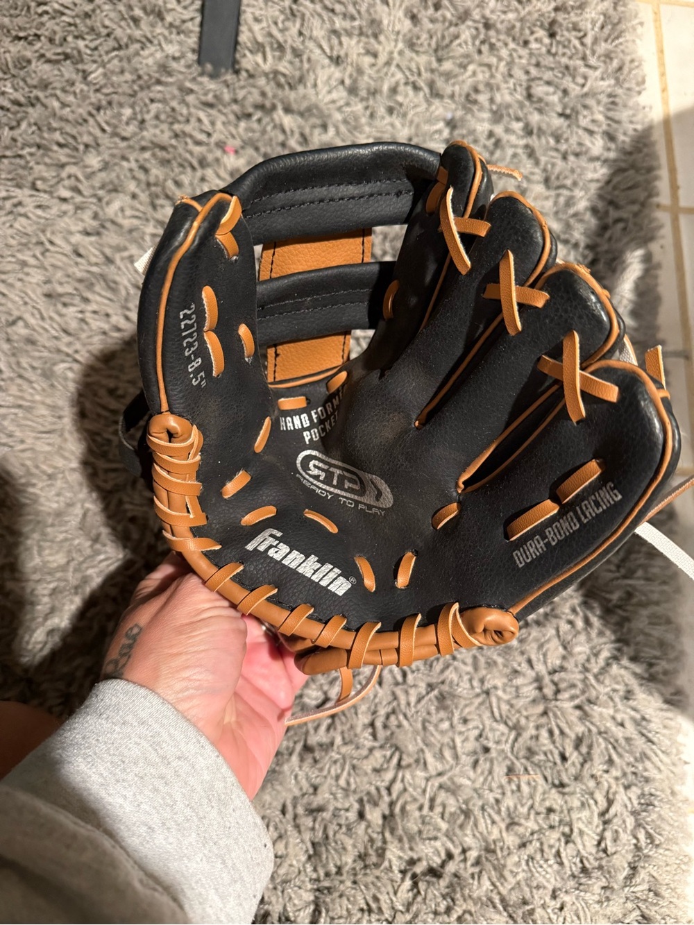 Franklin RTP 22723 8.5” Youth Baseball Glove Right Hand Throw Black Tan Kids